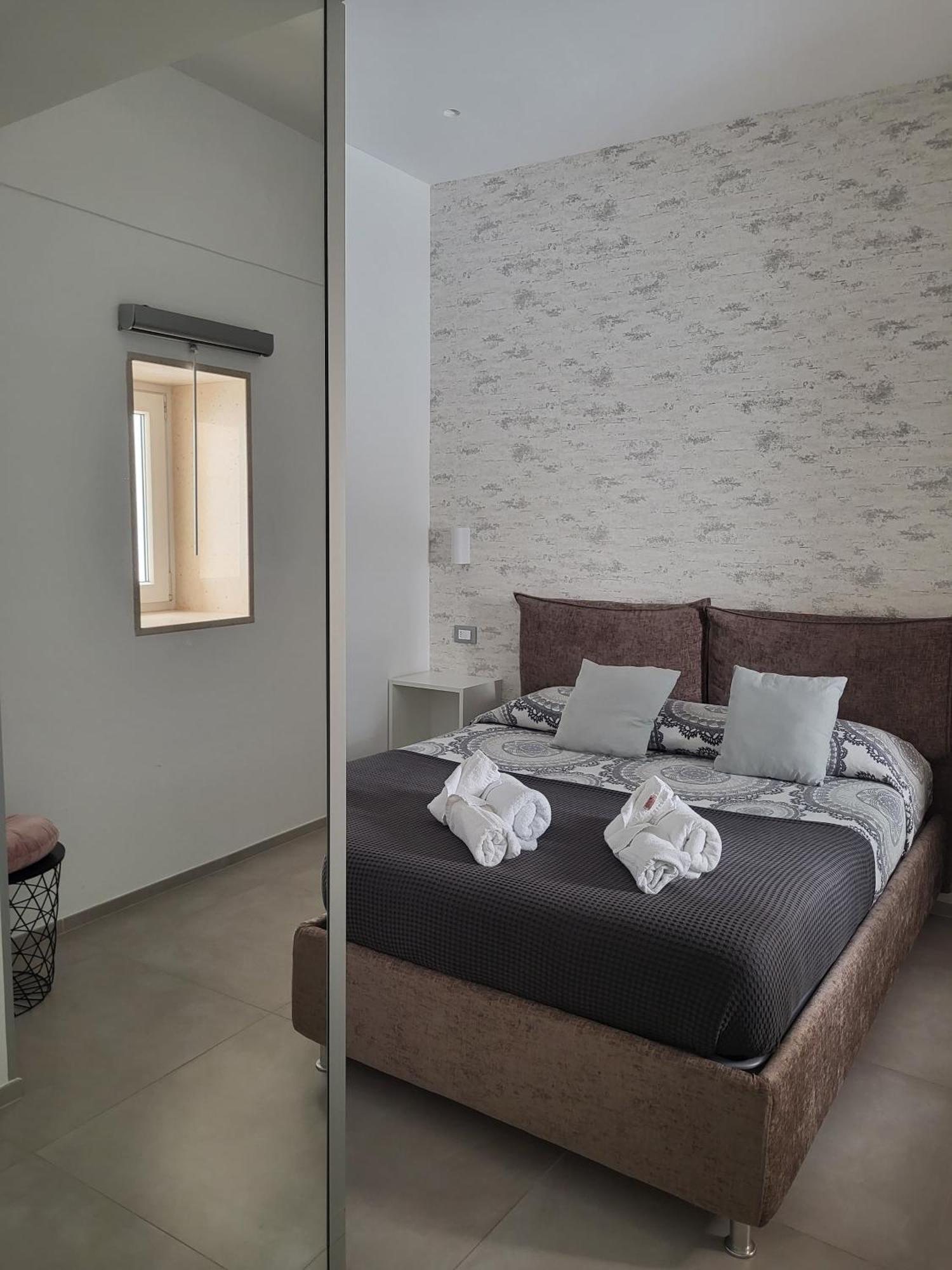 Tra Le Vie Del Borgo Bed & Breakfast Vieste